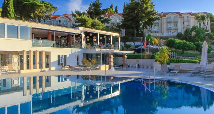 [ADULTS ONLY] Odmor u TUI BLUE Kalamota Island**** na Koločepu: ALL INCLUSIVE 2 noćenja za 2 osobe, boca vina u sobi pri dolasku, korištenje saune, teretane te animacjski program!