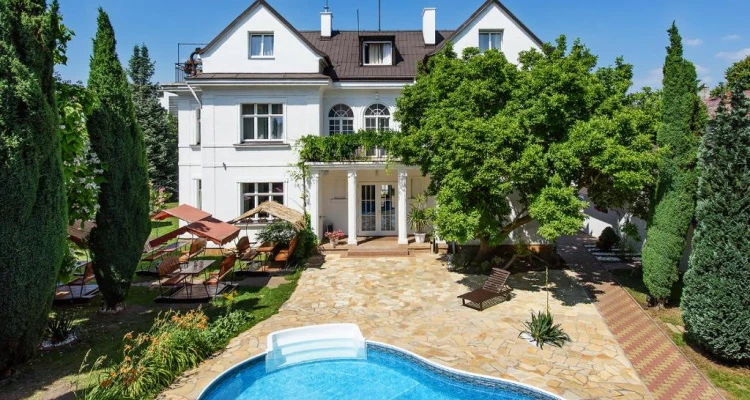 [PRAG] Hotel Marie-Luisa***: 3 ili 4 dana za dvoje u šarmantnom hotelu svega 15 minuta vožnje od povijesnog središta grada!