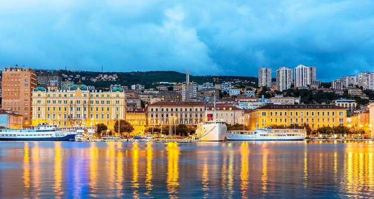 [Rijeka - Korzo] Hostel Morčić Ri: 3 dana za dvoje u gradu koji teče!