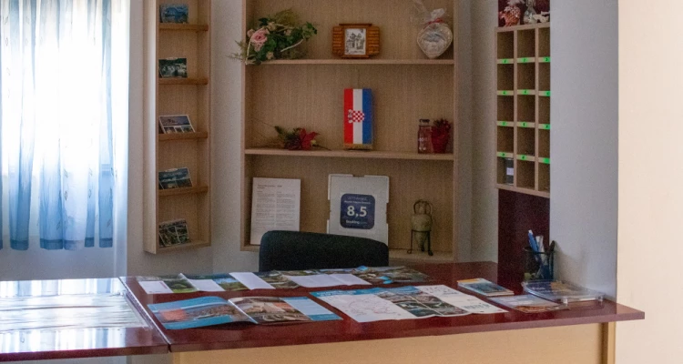 [Vodice] Pansion Bonaca***: Lipanjski odmor u Srimi!