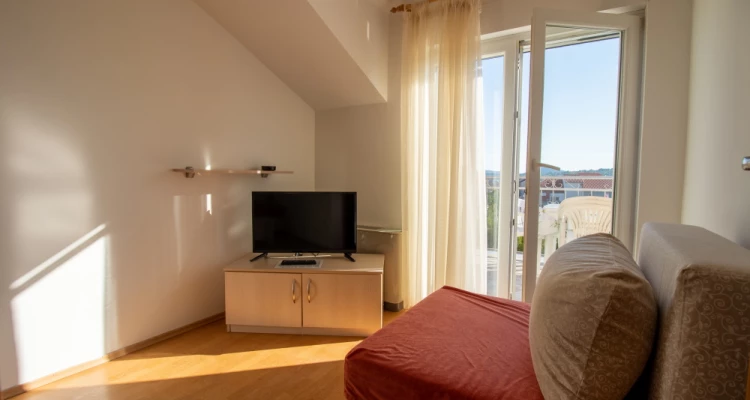 [Vodice] Pansion Bonaca***: Lipanjski odmor u Srimi!